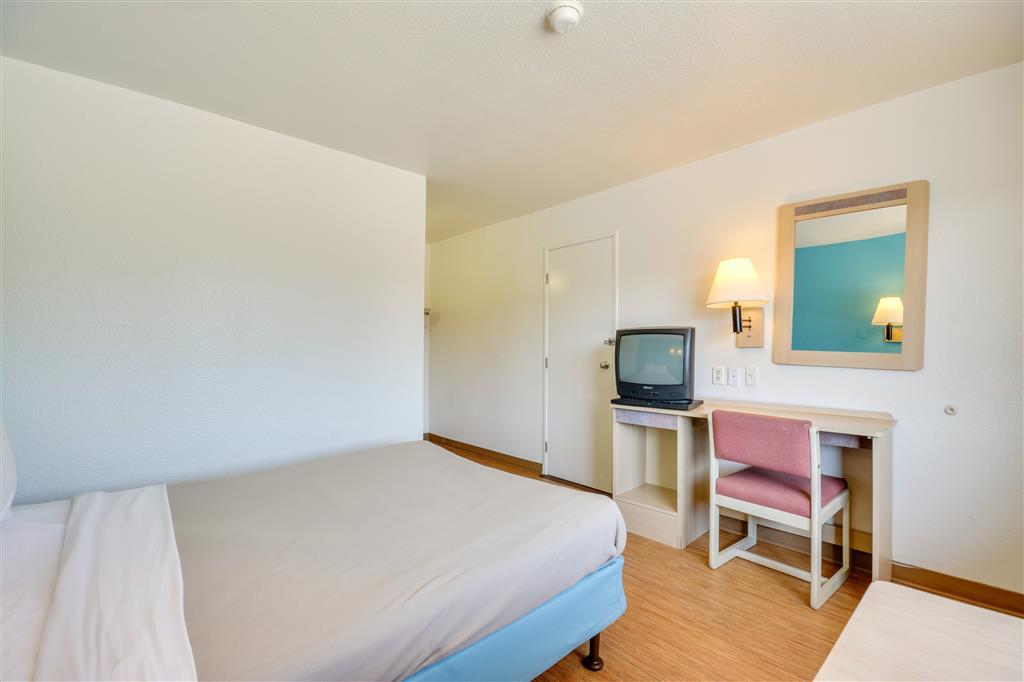 Rodeway Inn Tillmans Corner Chambre photo