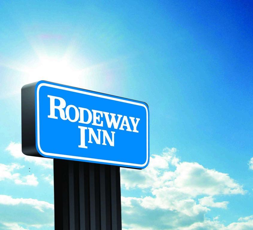 Rodeway Inn Tillmans Corner Extérieur photo