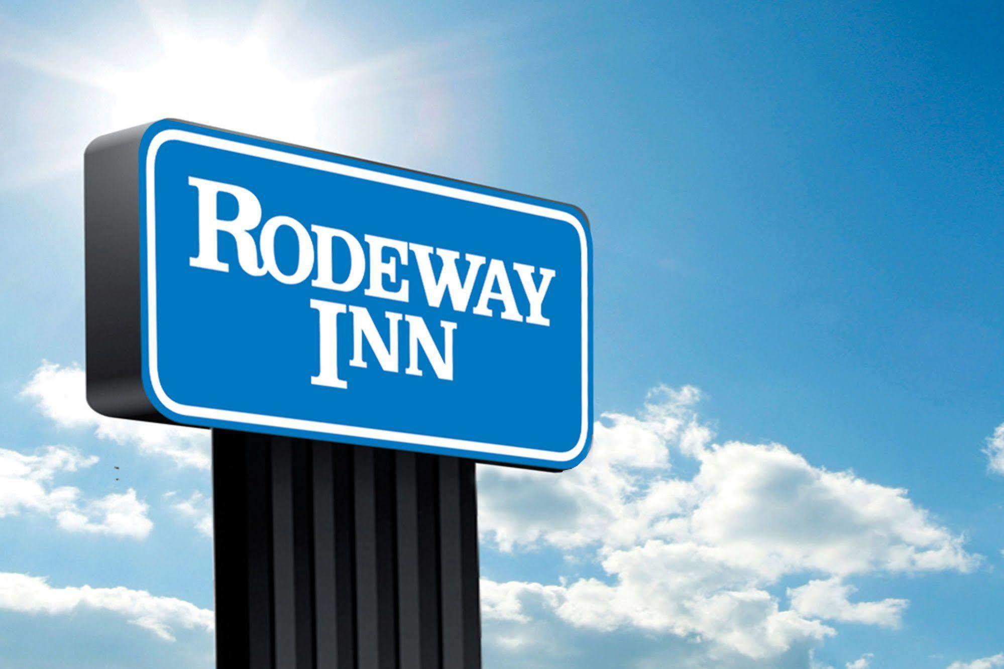 Rodeway Inn Tillmans Corner Extérieur photo